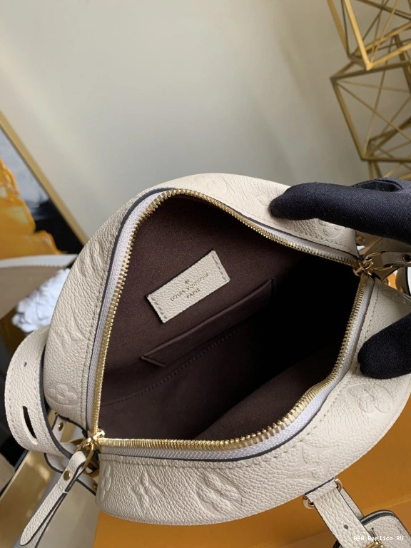 Aaa replica ru VUITTON CHAPEAU SOUPLE LOUIS MM BOITE 0804